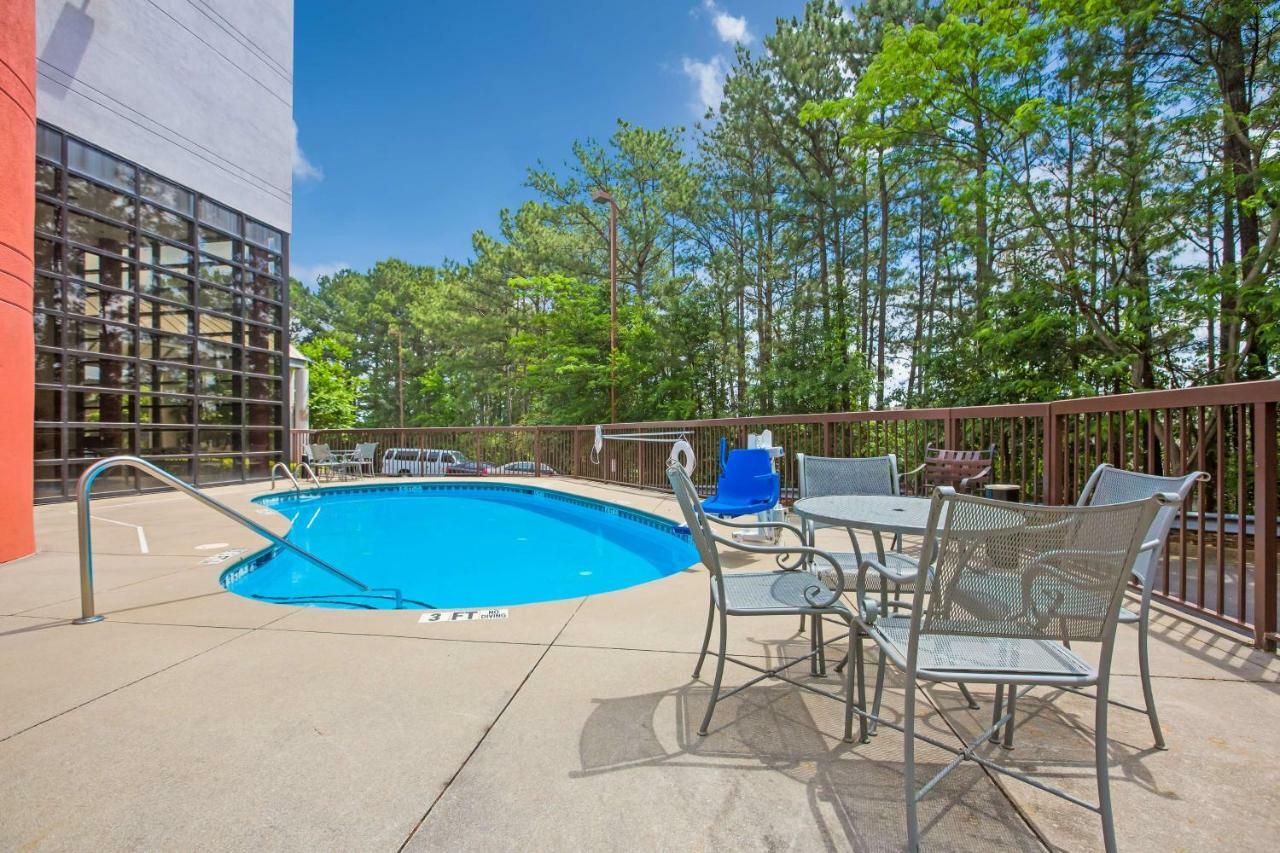Budgetel Inns & Suites - Atlanta Galleria Stadium Smyrna Exteriör bild