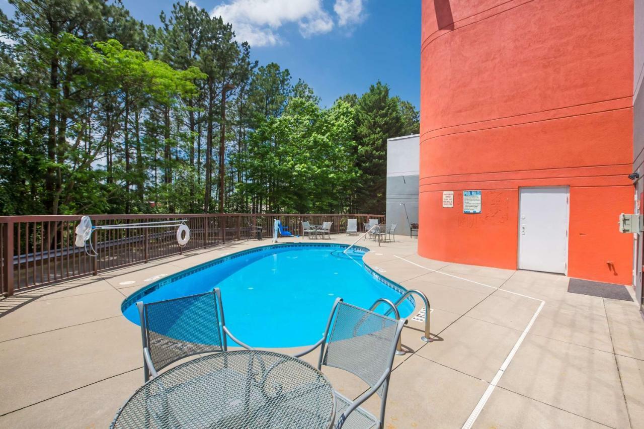Budgetel Inns & Suites - Atlanta Galleria Stadium Smyrna Exteriör bild